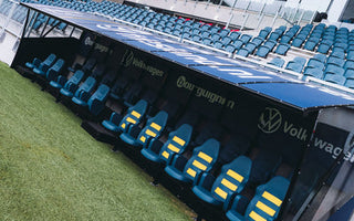 Uniek ontwerp dugouts SC Cambuur: vormgegeven voor perfect zicht en comfort